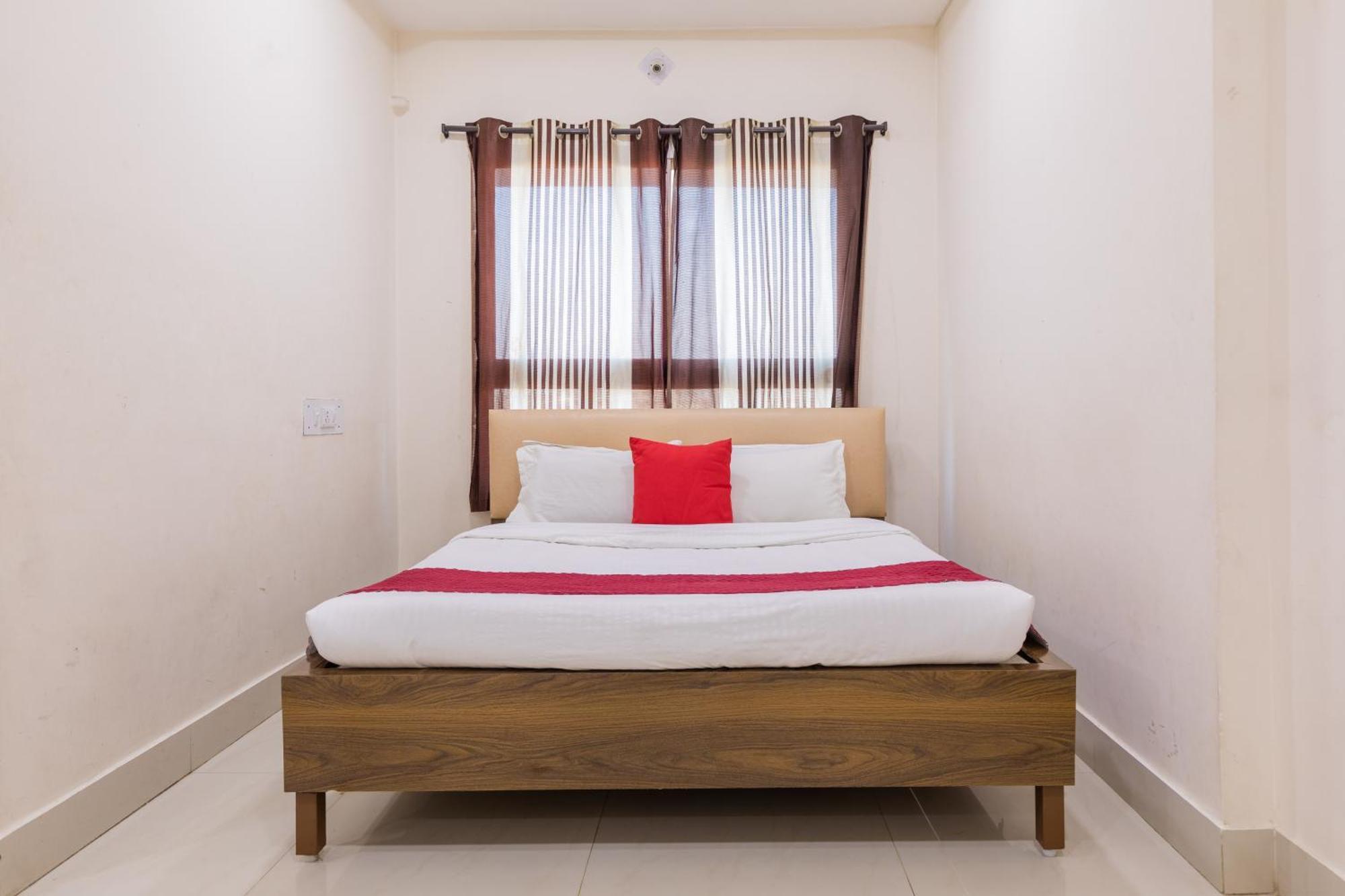 Ruchishree Garden Hotel Ujjain Exterior photo